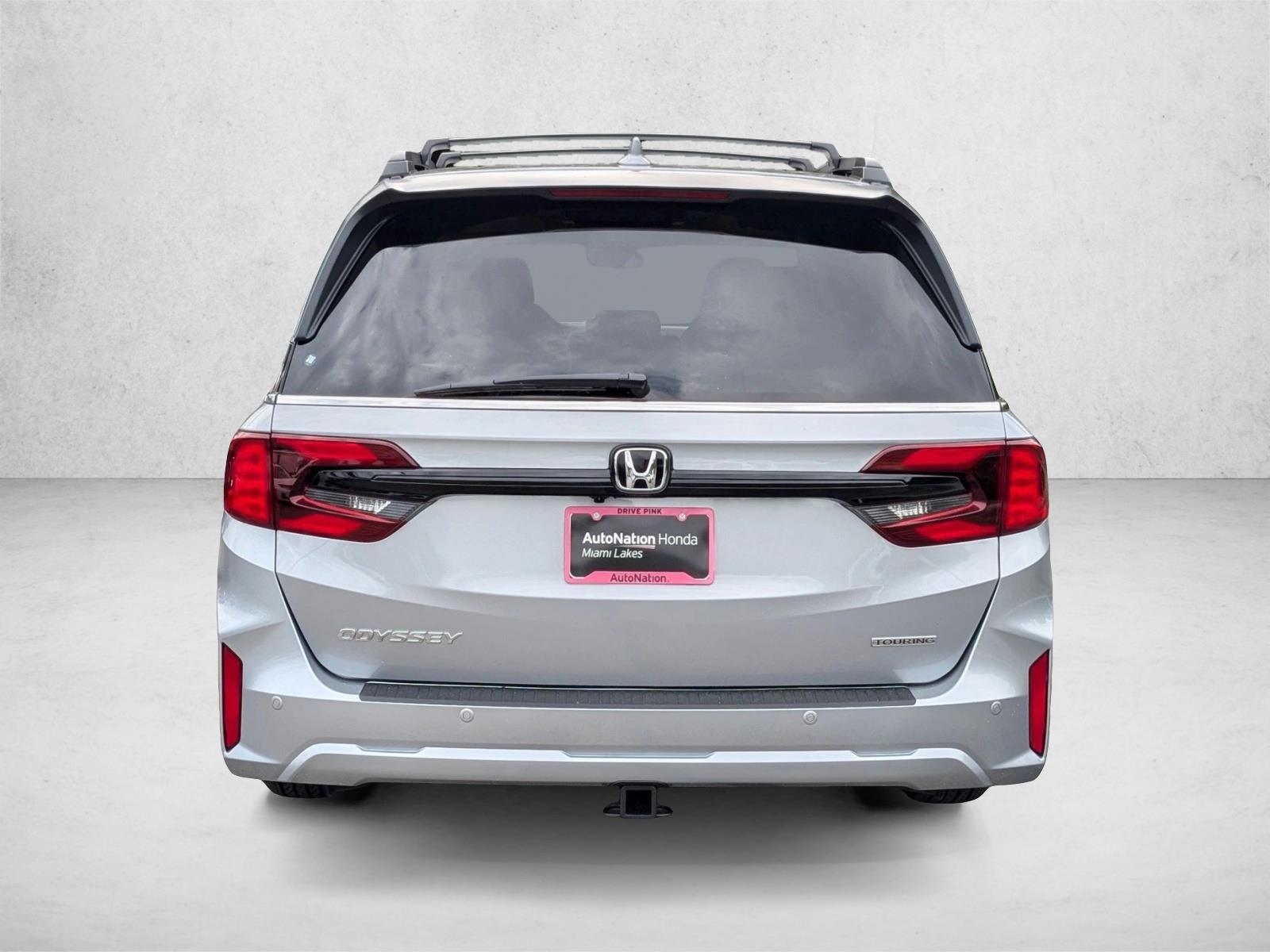 2026 Honda Odyssey Touring - Photo 7