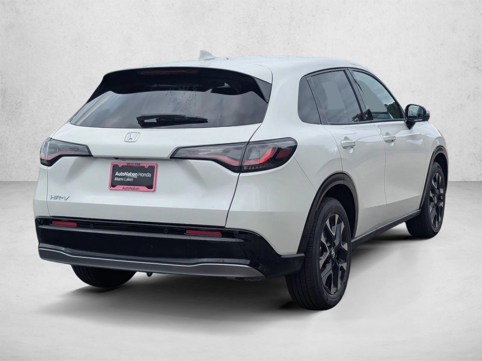 2026 Honda HR-V EX-L photo 2