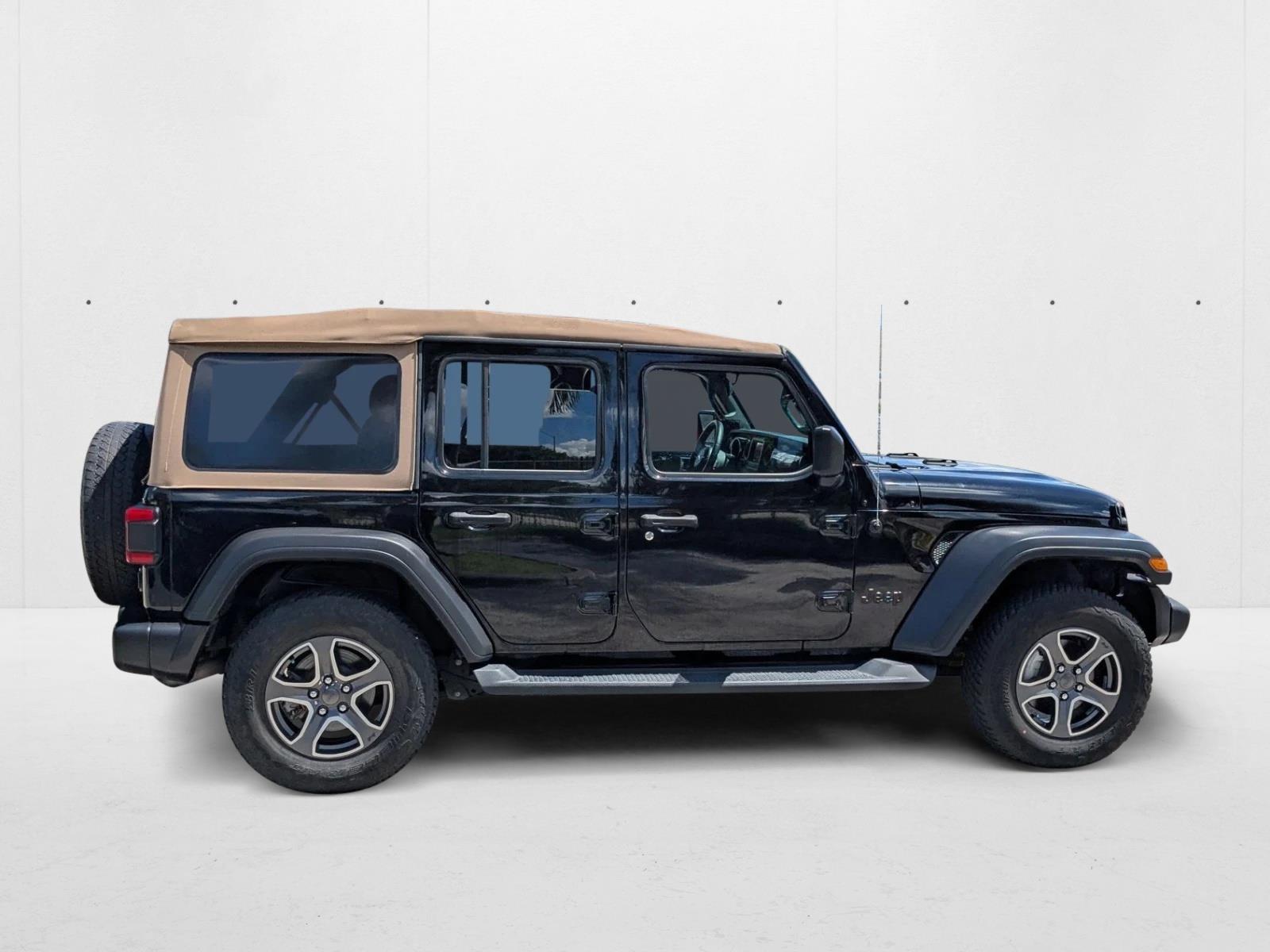 2020 Jeep Wrangler Unlimited Sport photo 4