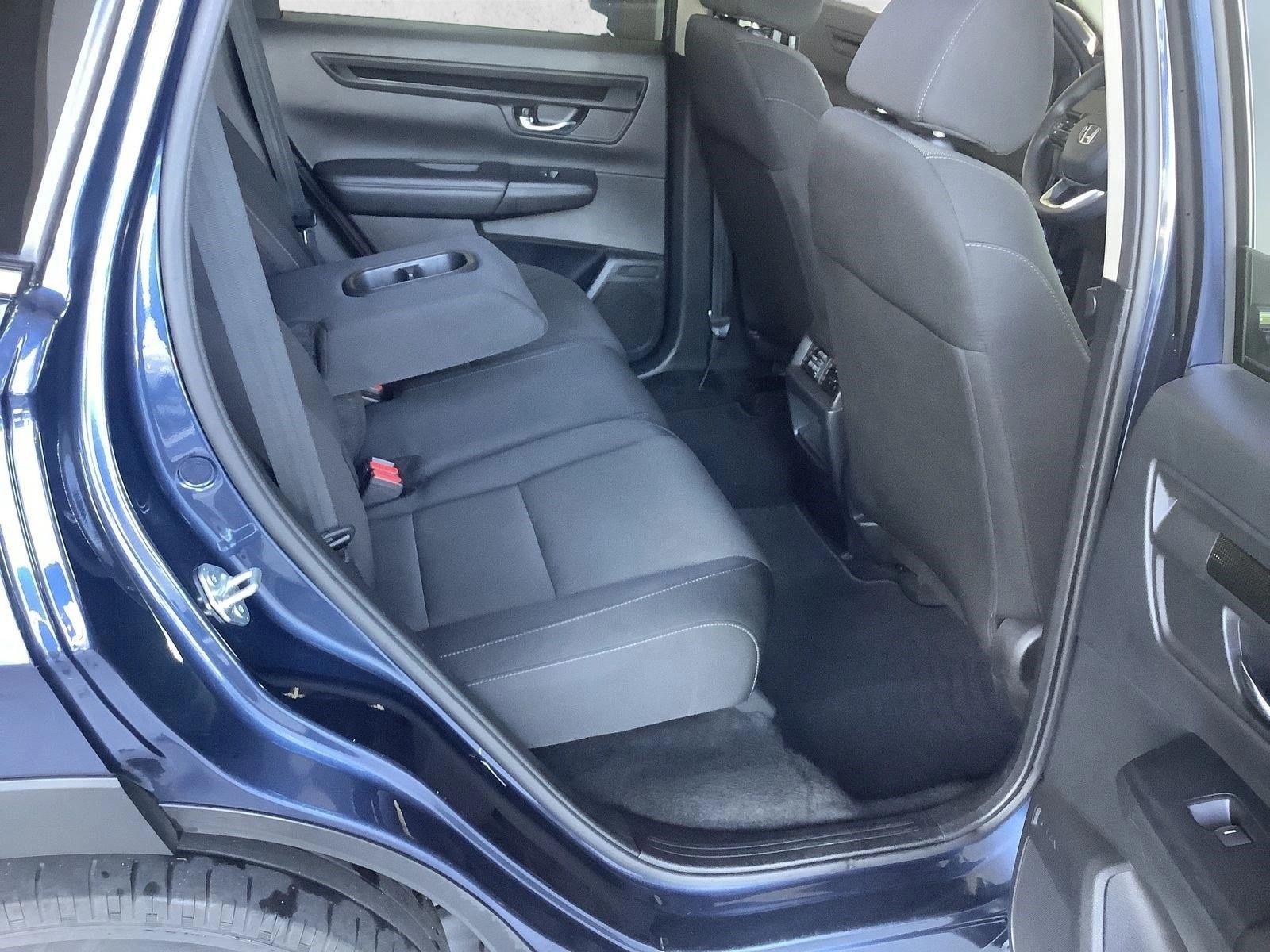 2025 Honda CR-V LX - Photo 19