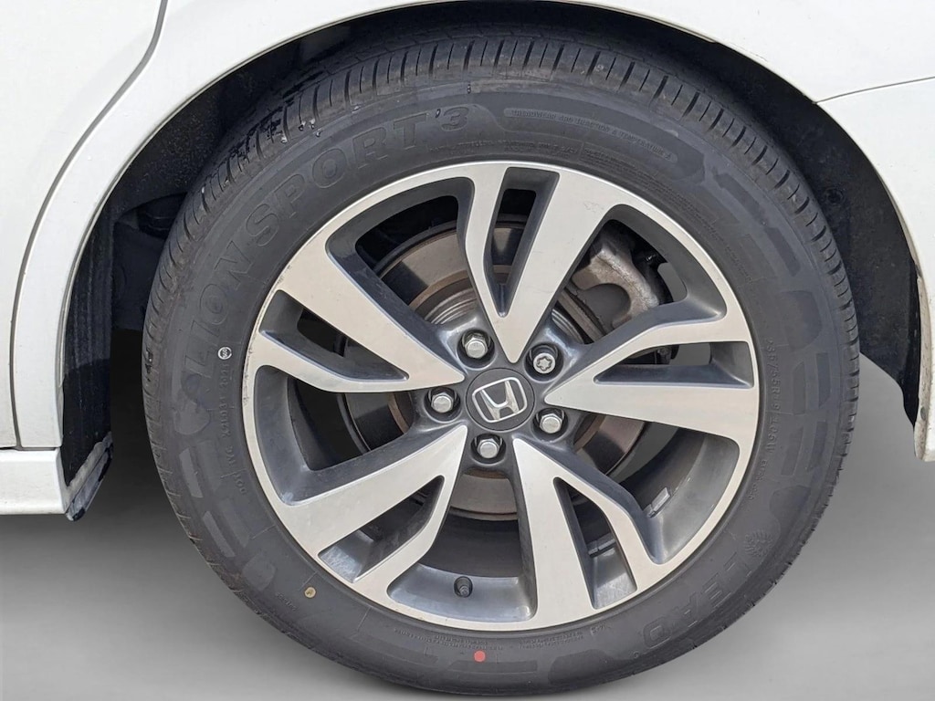 Certified 2023 Honda Odyssey Touring Van