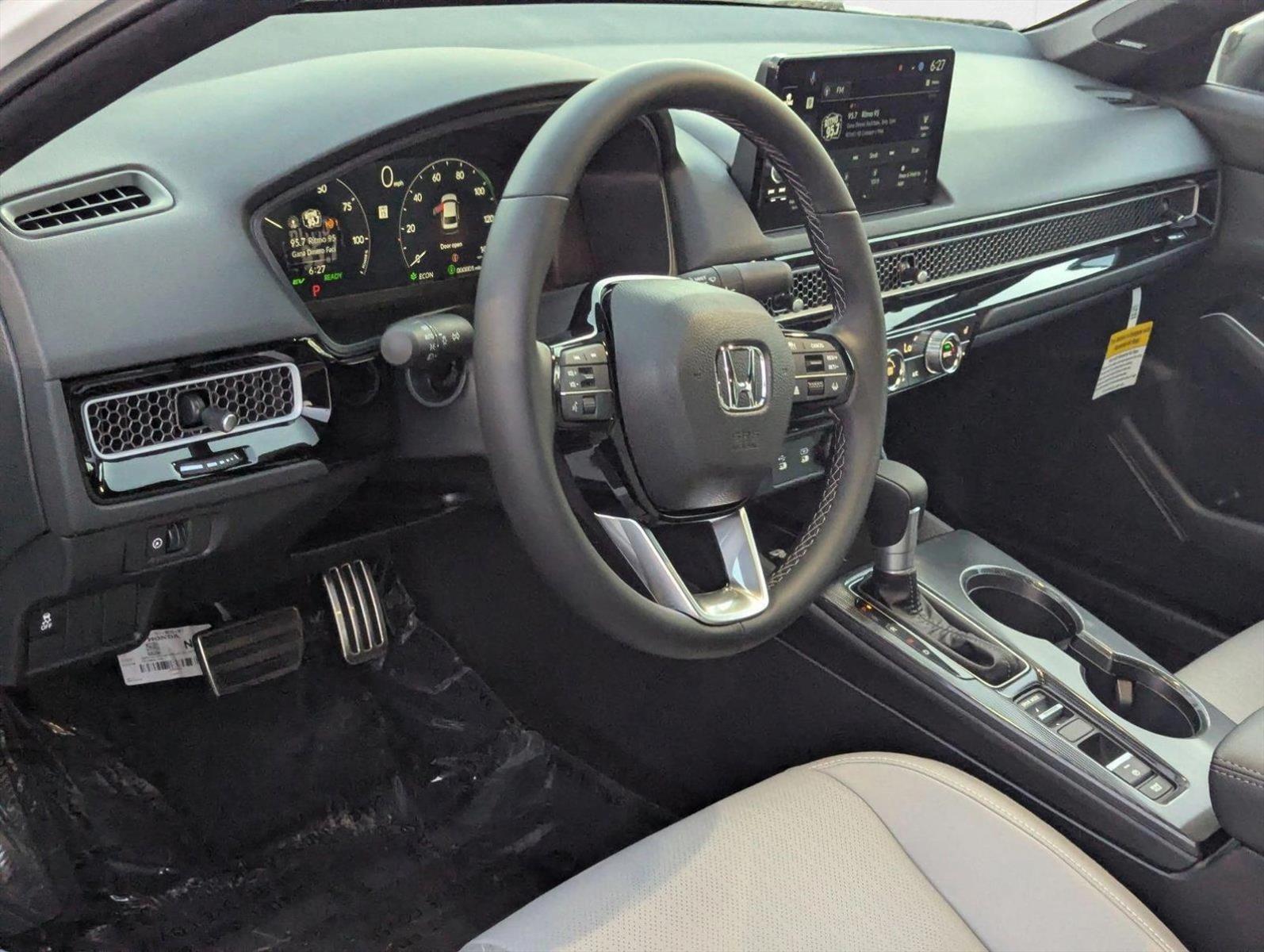 2025 Honda Civic Hybrid Sport Touring photo 2