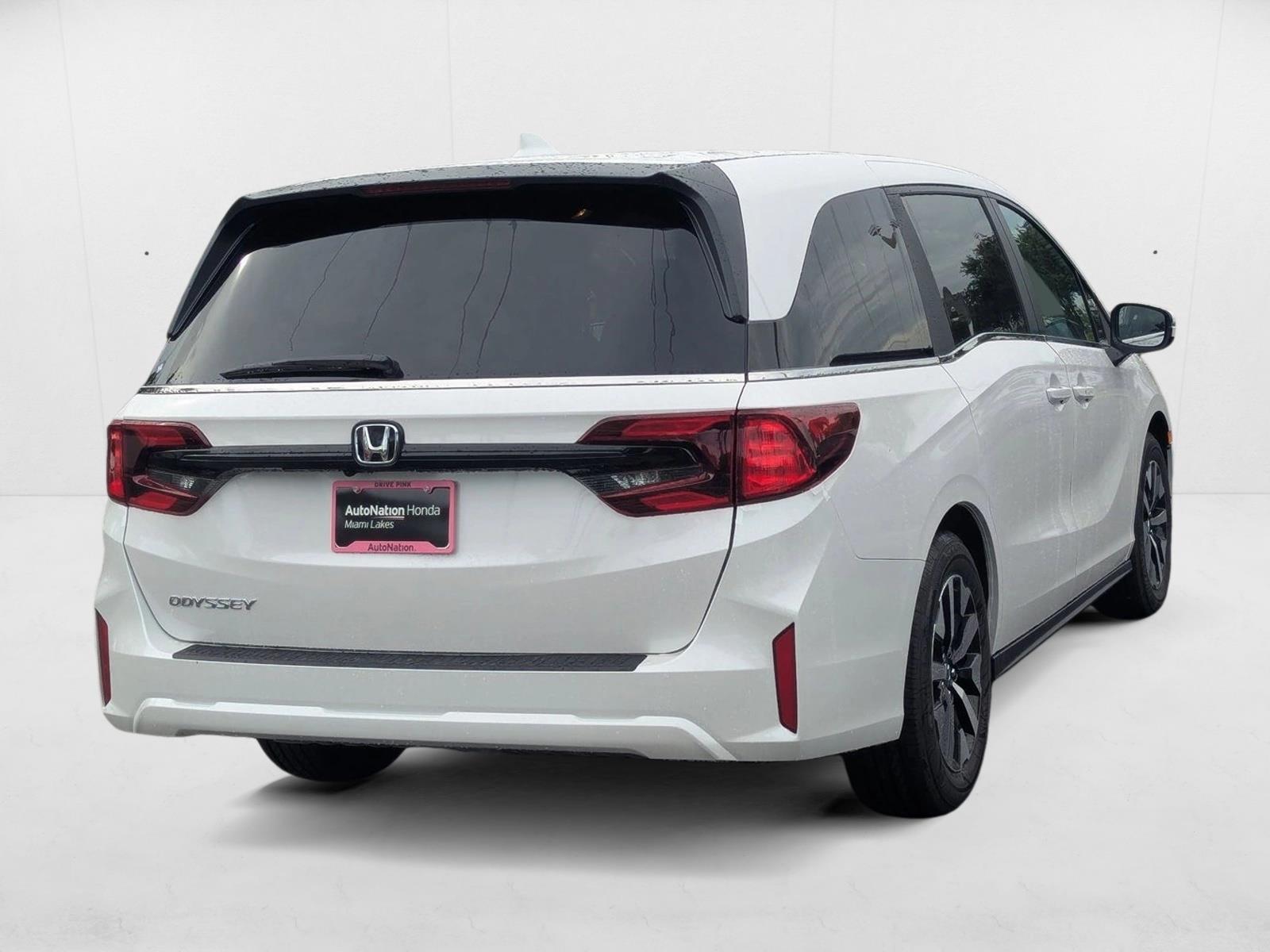 2026 Honda Odyssey EX-L photo 2