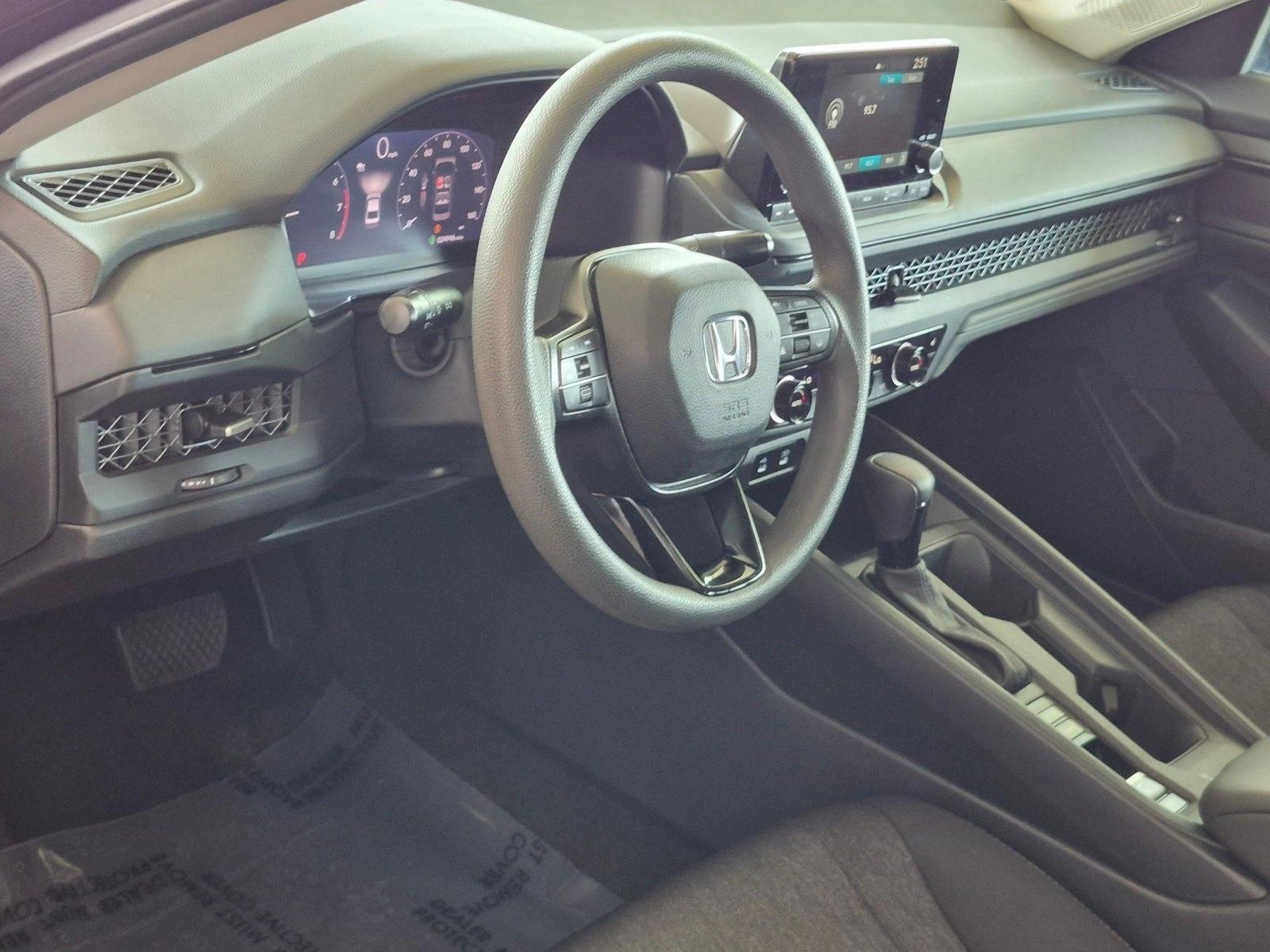 2024 Honda Accord EX - Photo 9