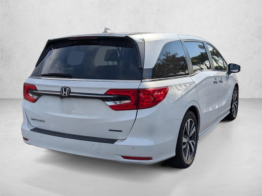 Certified 2023 Honda Odyssey Touring Van
