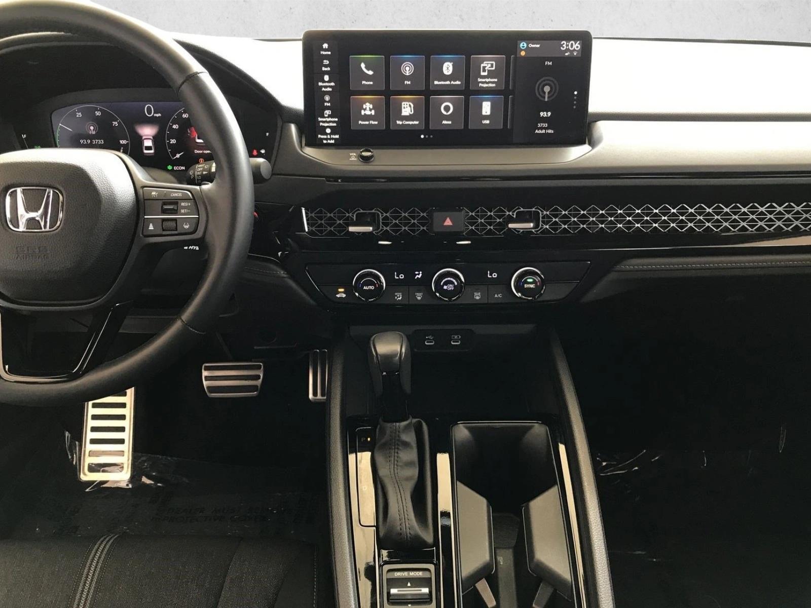 2023 Honda Accord Hybrid Sport - Photo 16