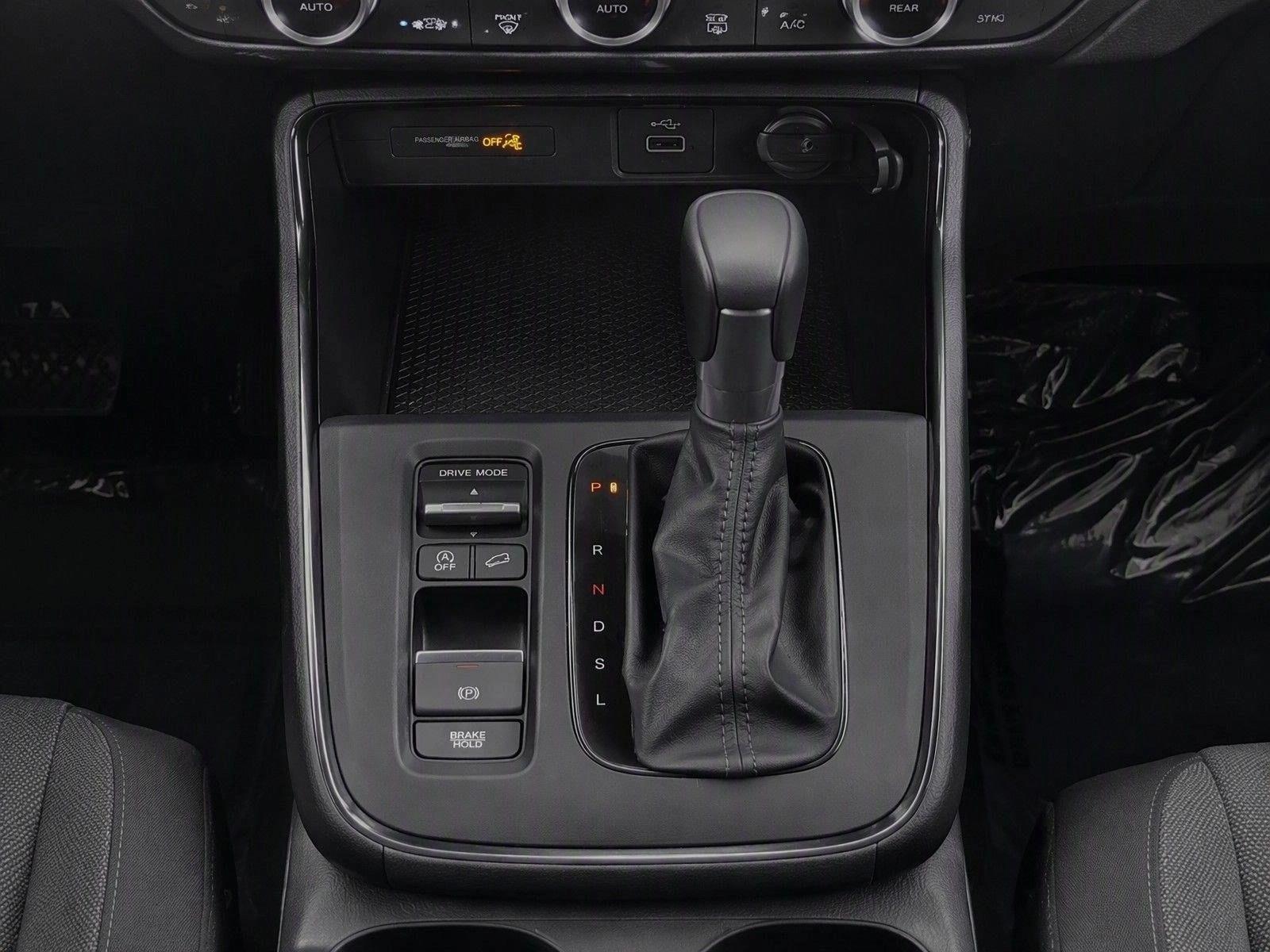 2025 Honda CR-V LX - Photo 26