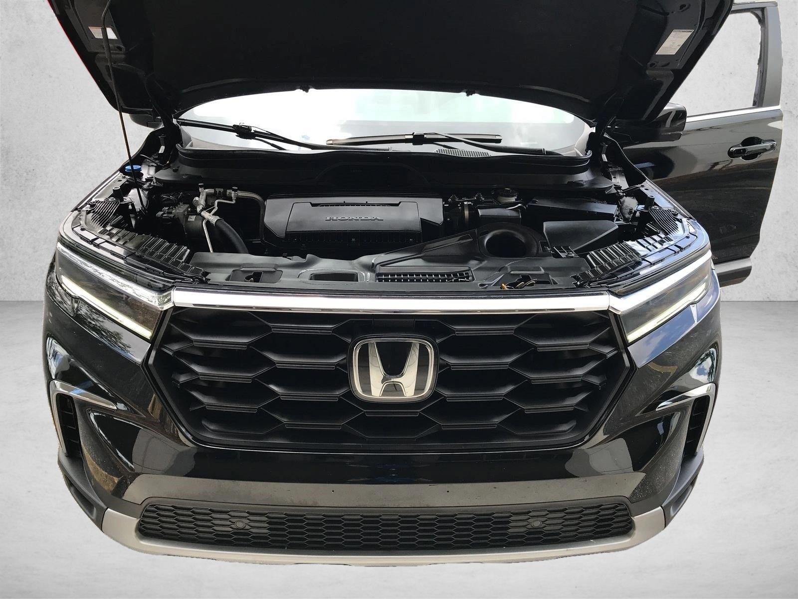 2023 Honda Pilot EX-L - Photo 18