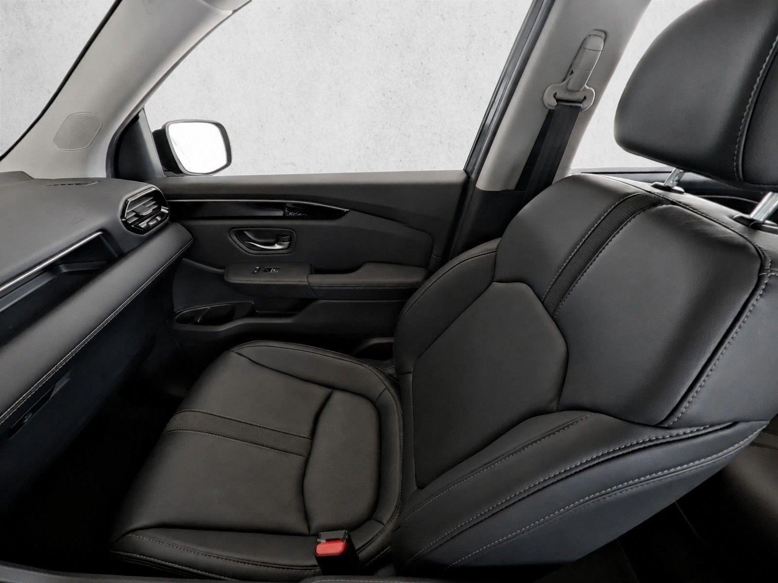 2023 Honda Pilot EX-L - Photo 22