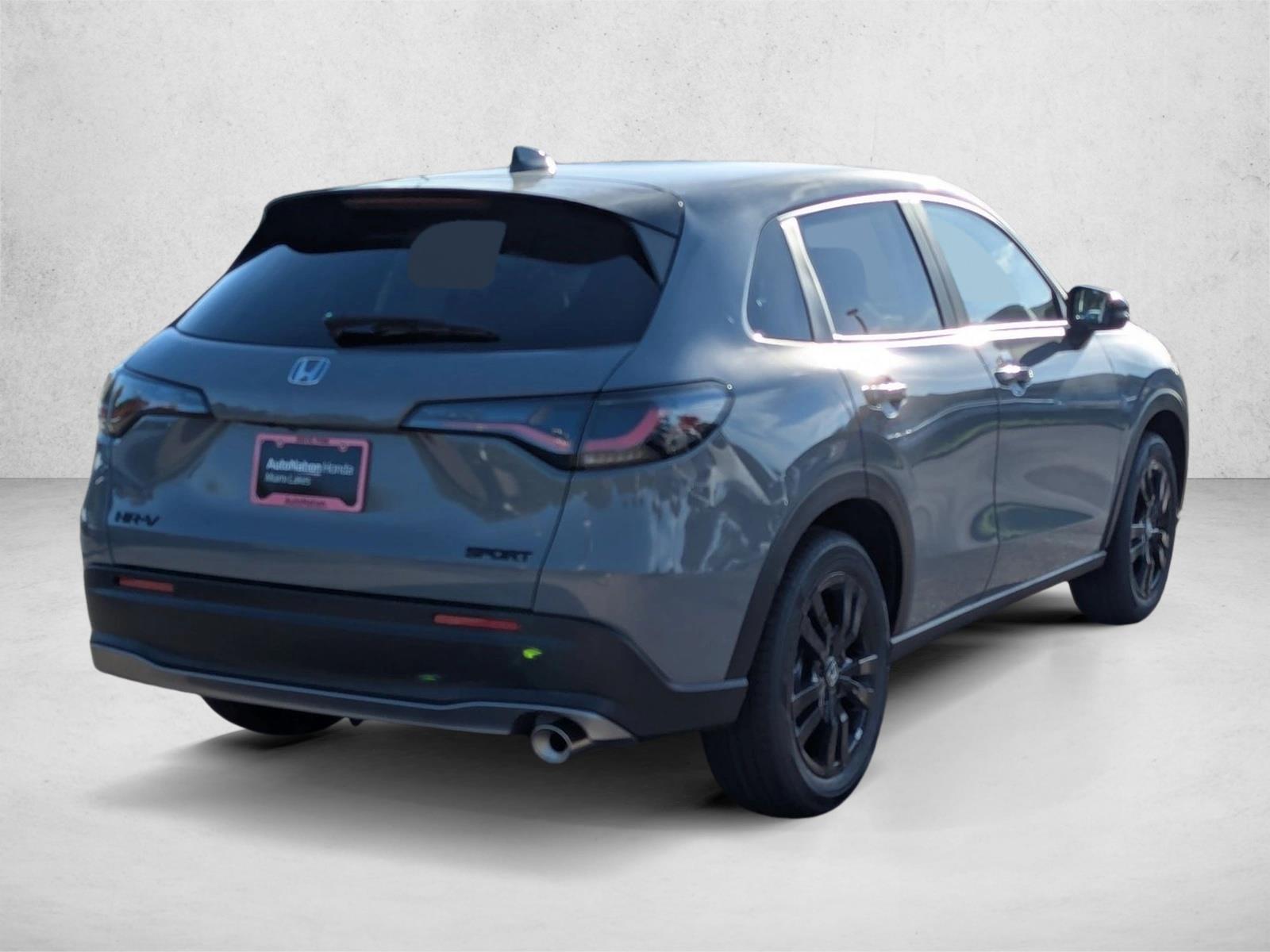 2026 Honda HR-V Sport photo 2