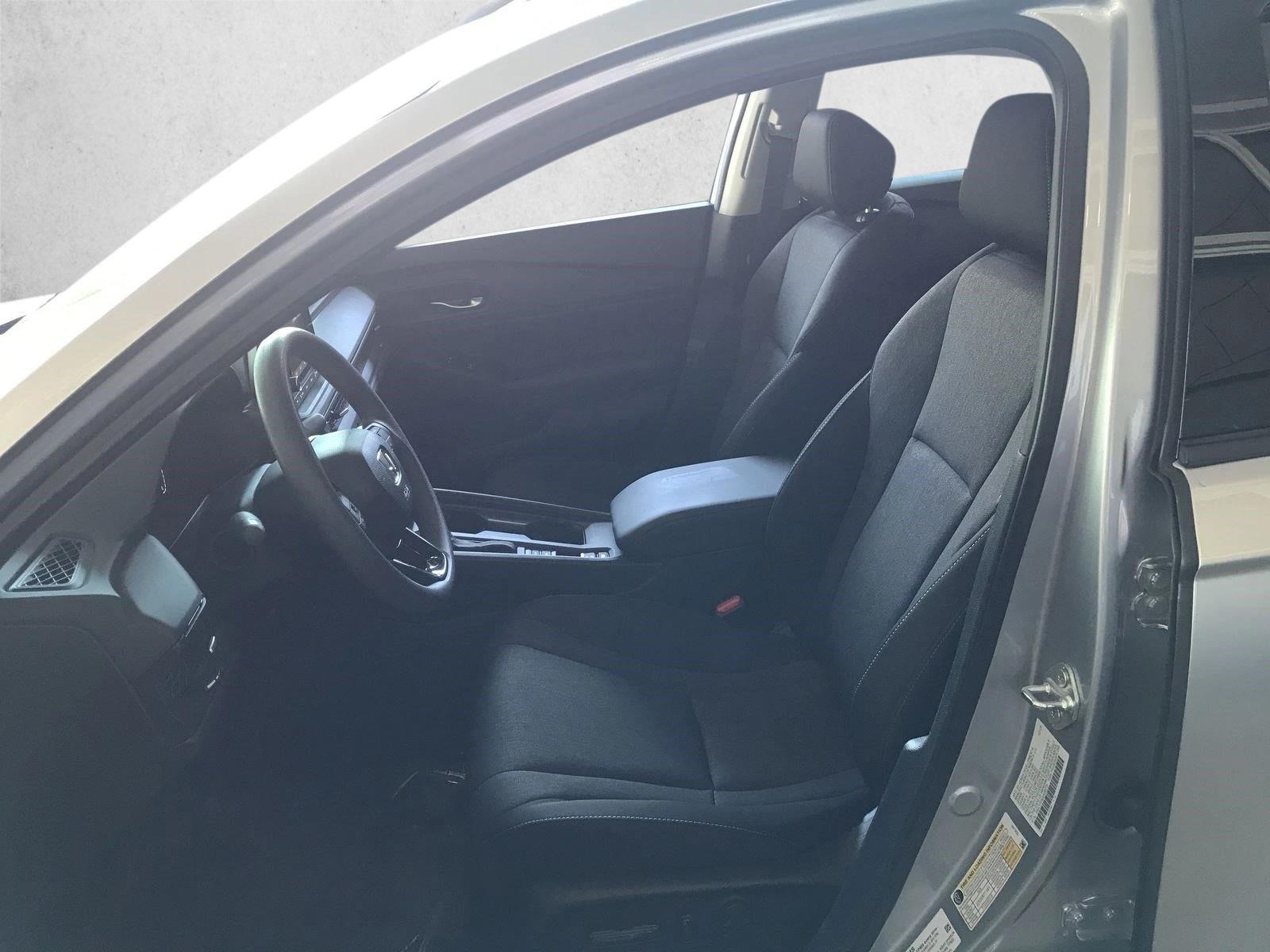 2025 Honda Accord SE - Photo 14