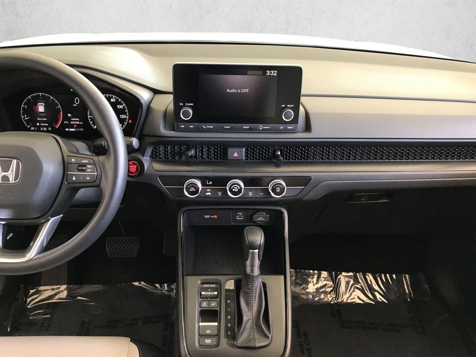 2025 Honda CR-V LX - Photo 17