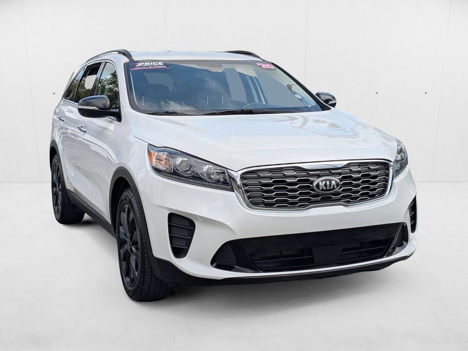 2020 Kia Sorento S photo 3