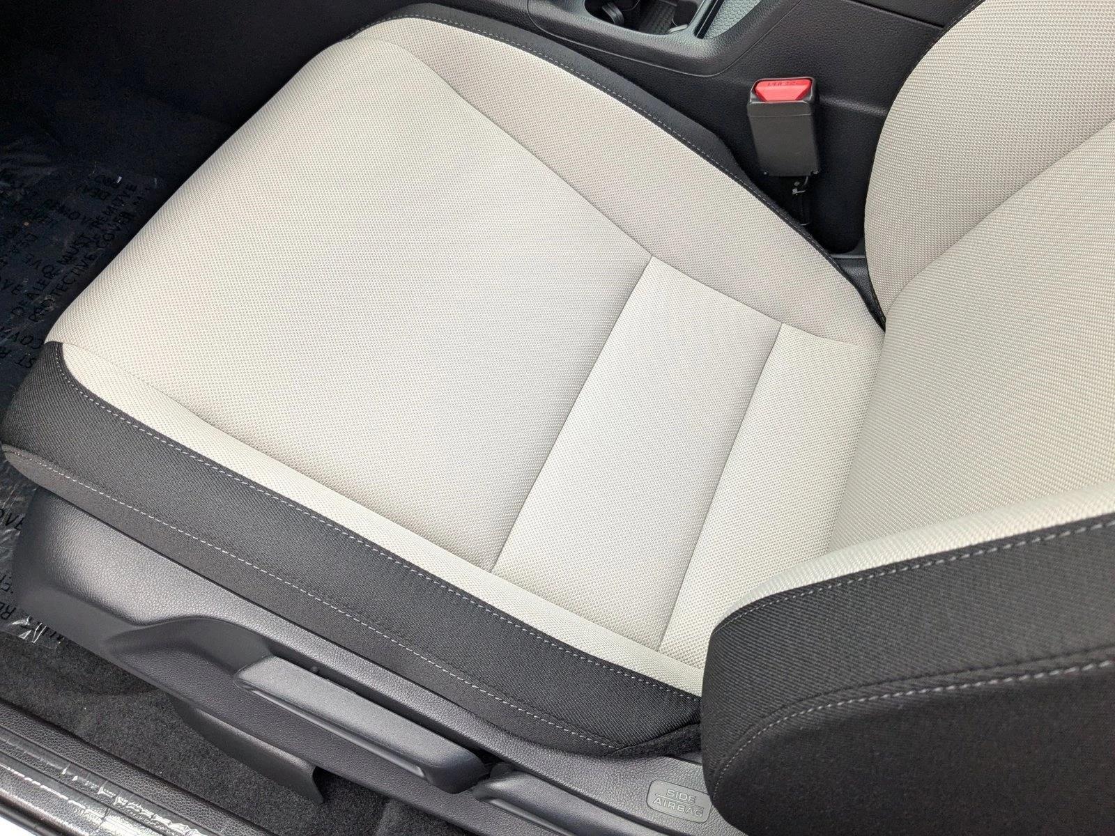 2026 Honda CR-V LX photo 4