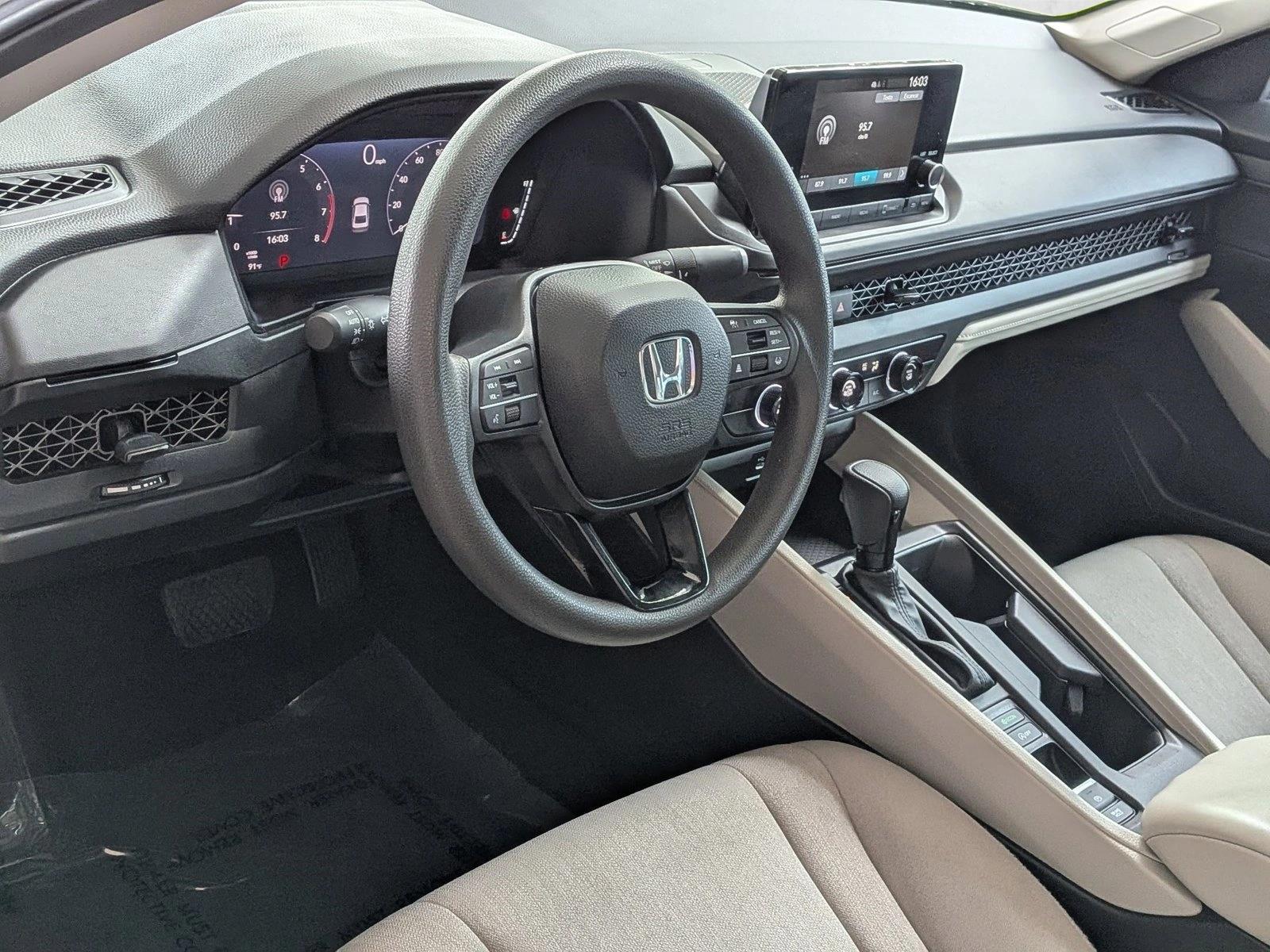 2024 Honda Accord LX - Photo 9