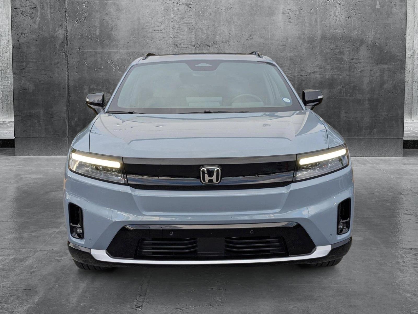 2024 Honda Prologue Touring photo 2