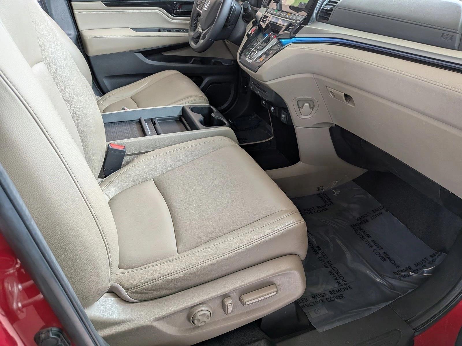 2022 Honda Odyssey Touring - Photo 23