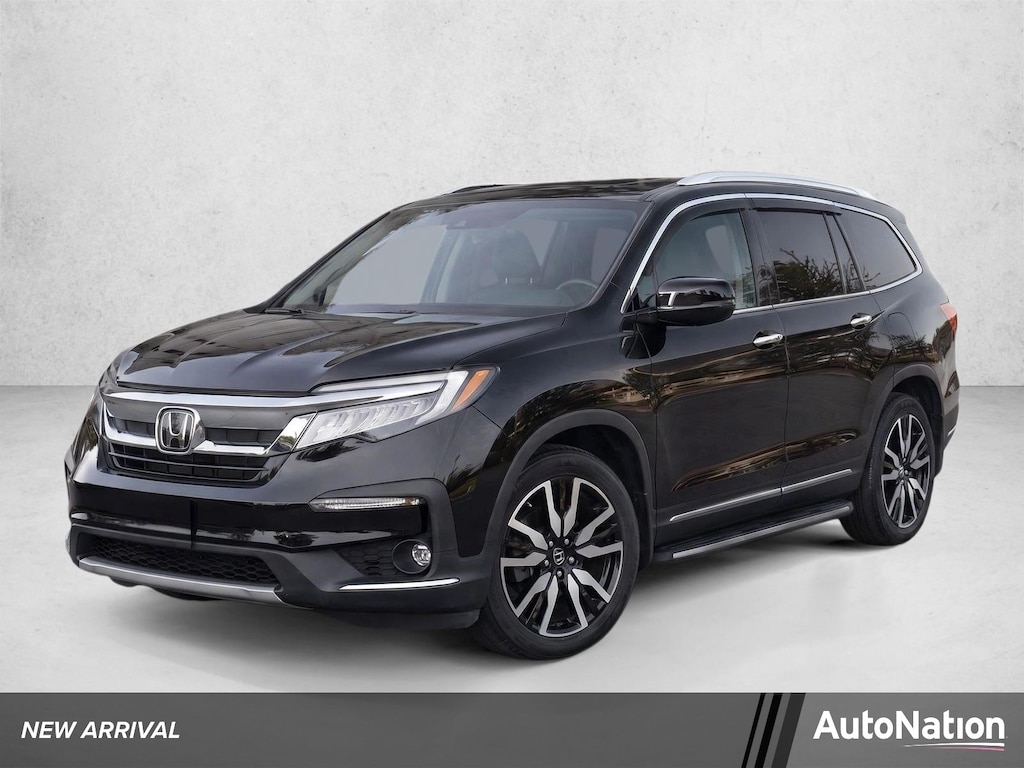 Used 2019 Honda Pilot Touring 8-Passenger FWD SUV