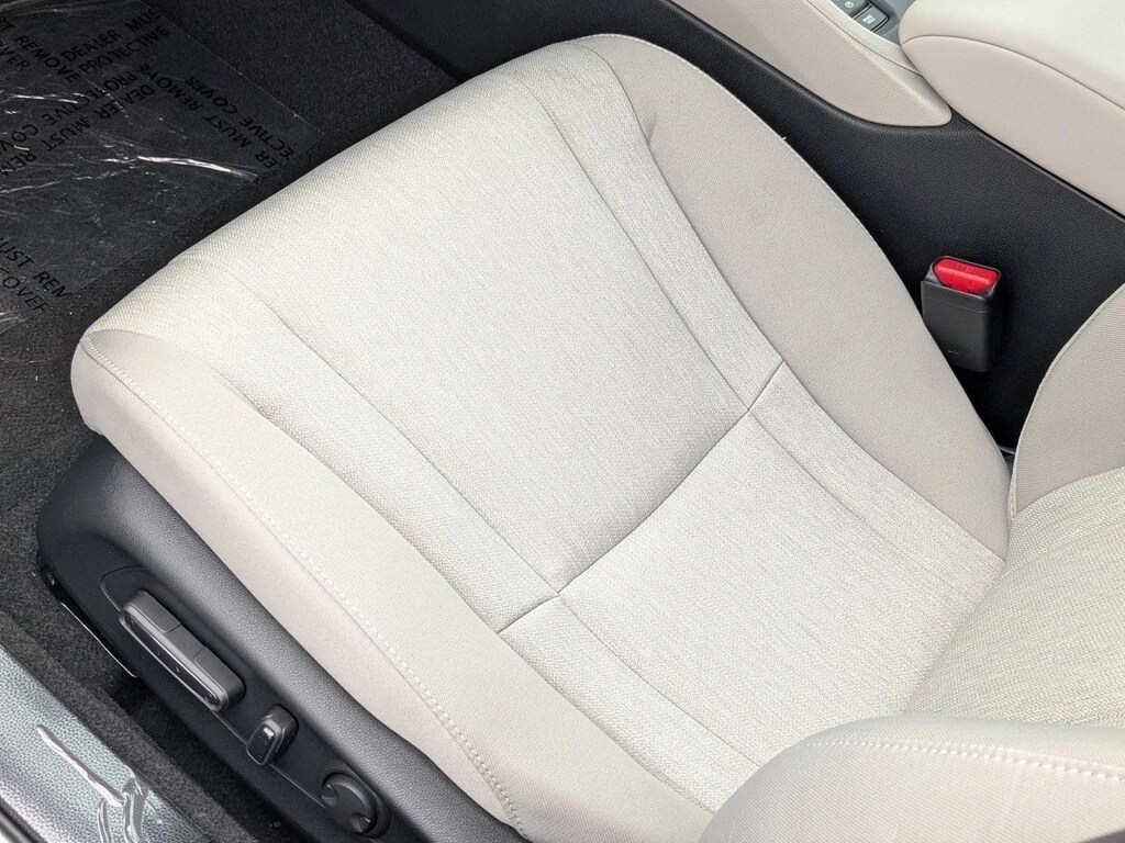 New 2025 Honda Accord SE Sedan