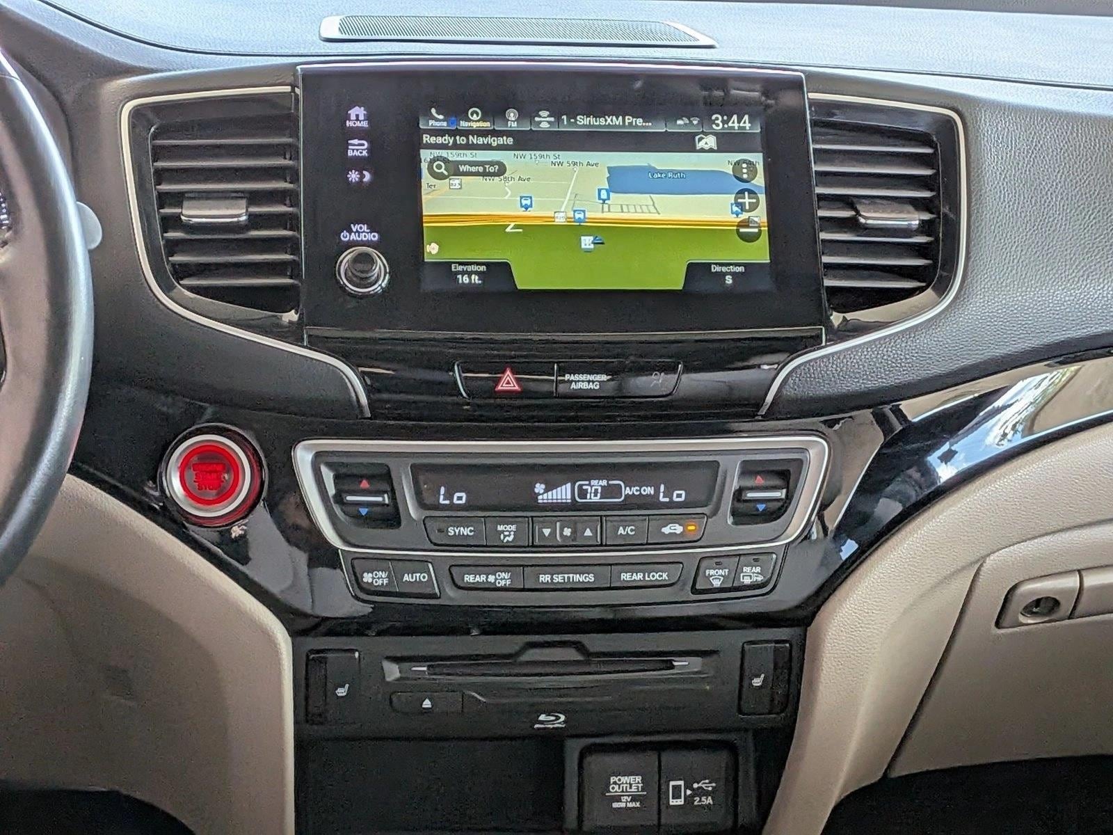 2022 Honda Pilot Touring - Photo 14