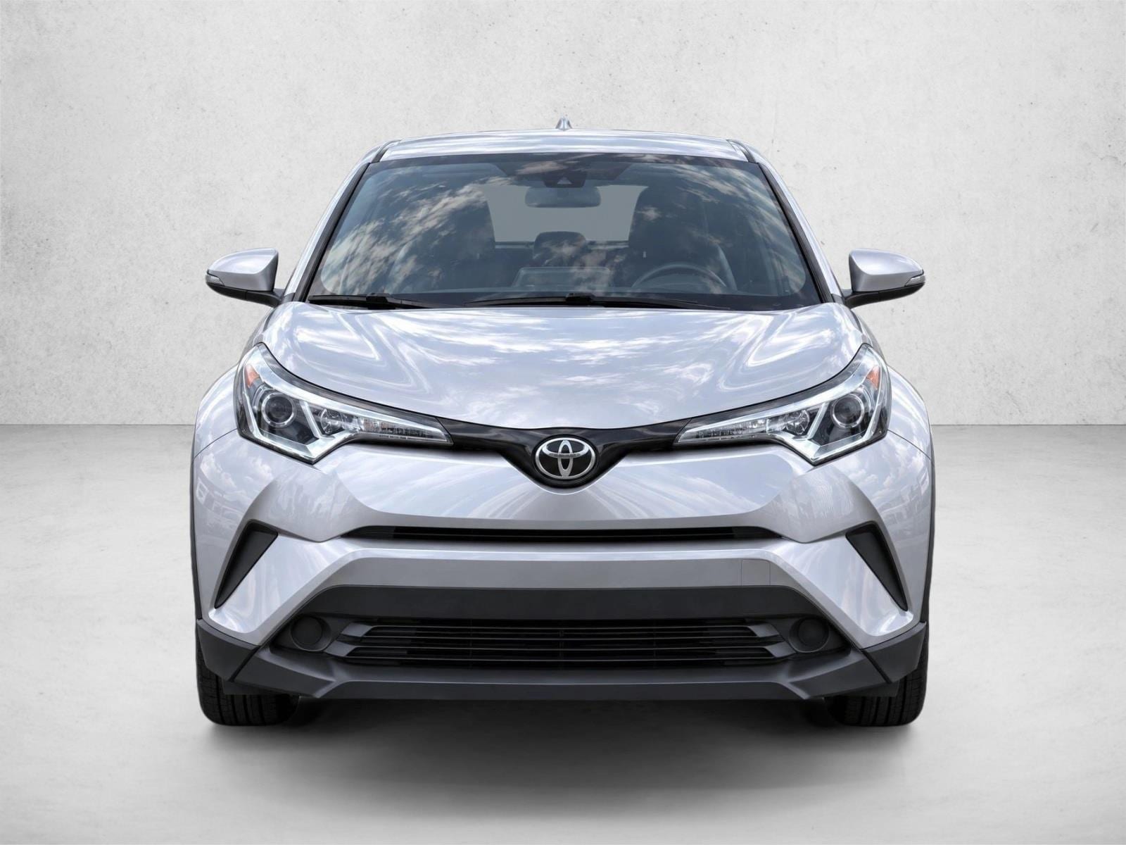 Used 2019 Toyota C-HR XLE with VIN NMTKHMBX7KR074663 for sale in Hialeah, FL