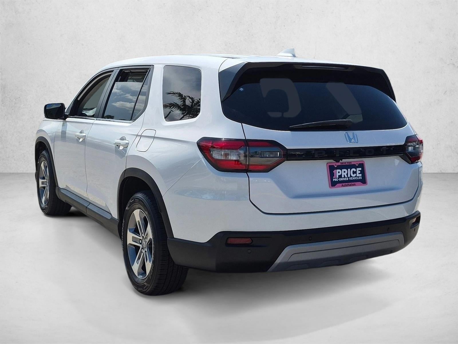 2023 Honda Pilot EX-L - Photo 7