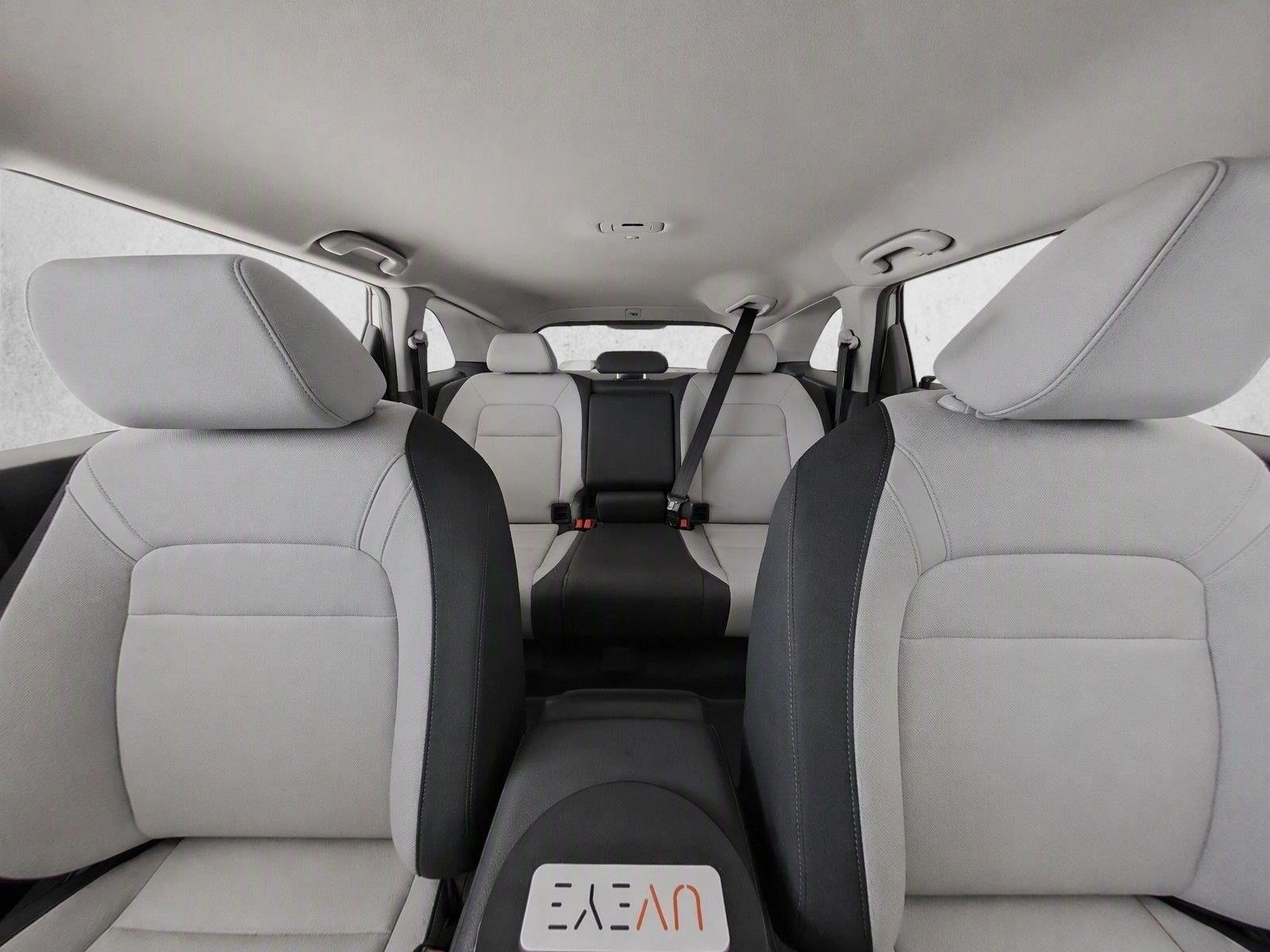 2025 Honda CR-V LX - Photo 25