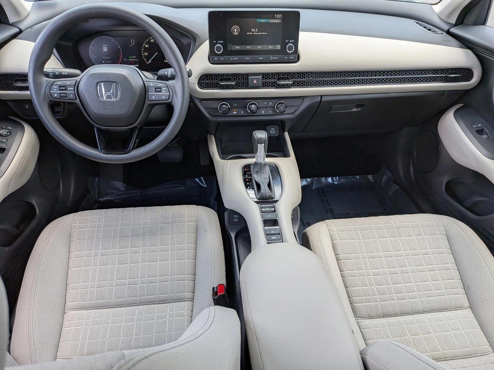 2025 Honda HR-V LX - Photo 16