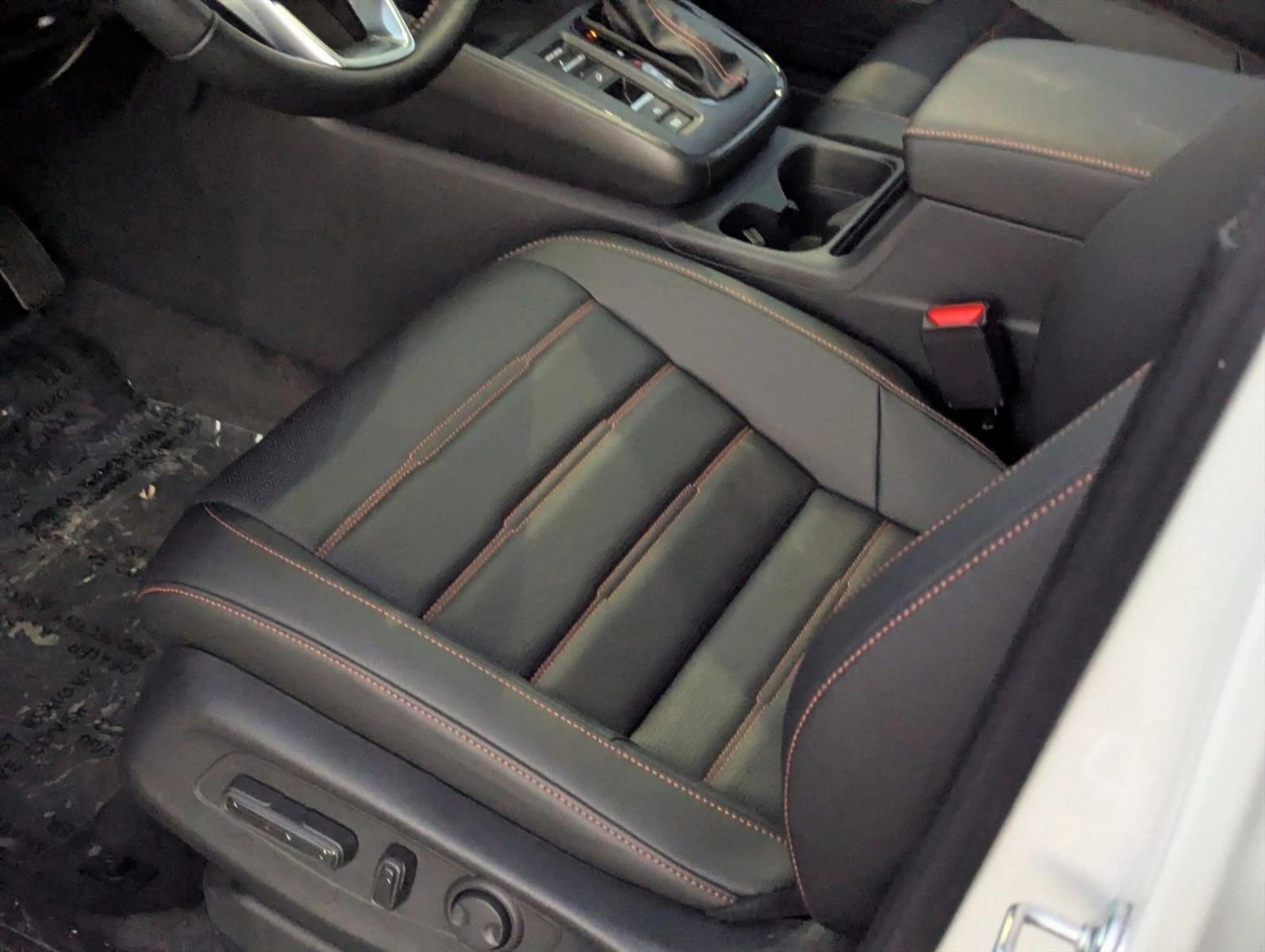 2026 Honda CR-V Hybrid Sport-L photo 2