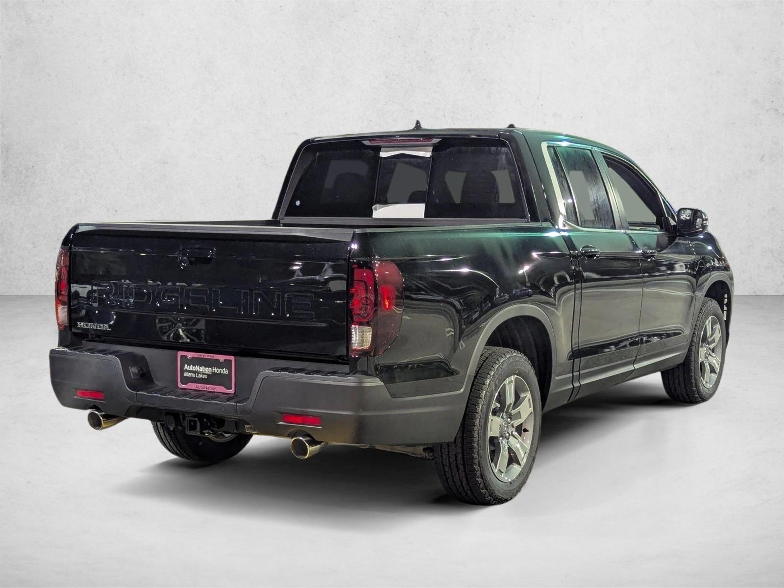 2025 Honda Ridgeline RTL photo 2