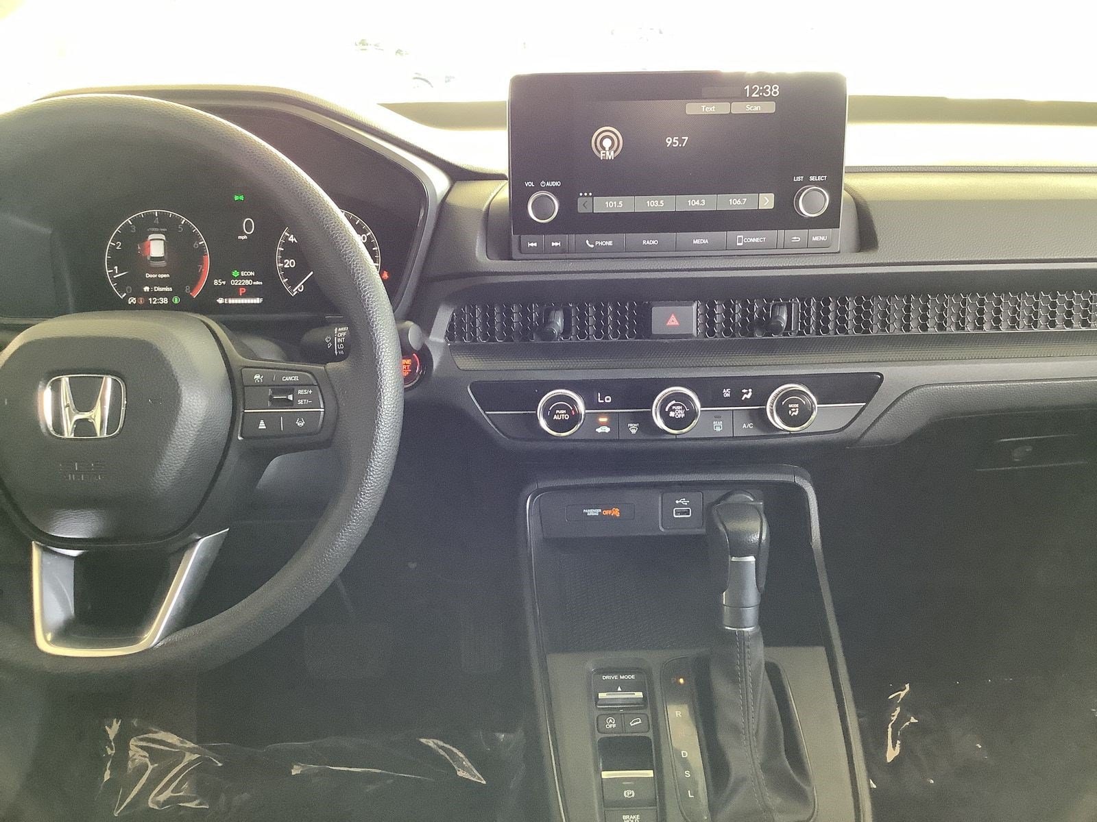 2025 Honda CR-V LX - Photo 15