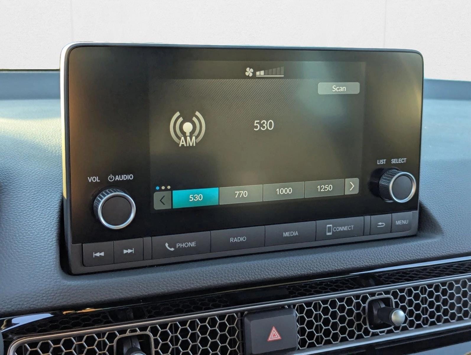 2025 Honda Civic Hatchback Sport - Photo 11