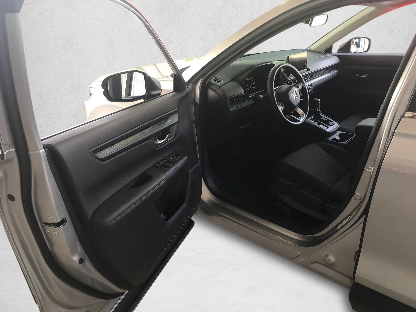 2024 Honda CR-V LX - Photo 12