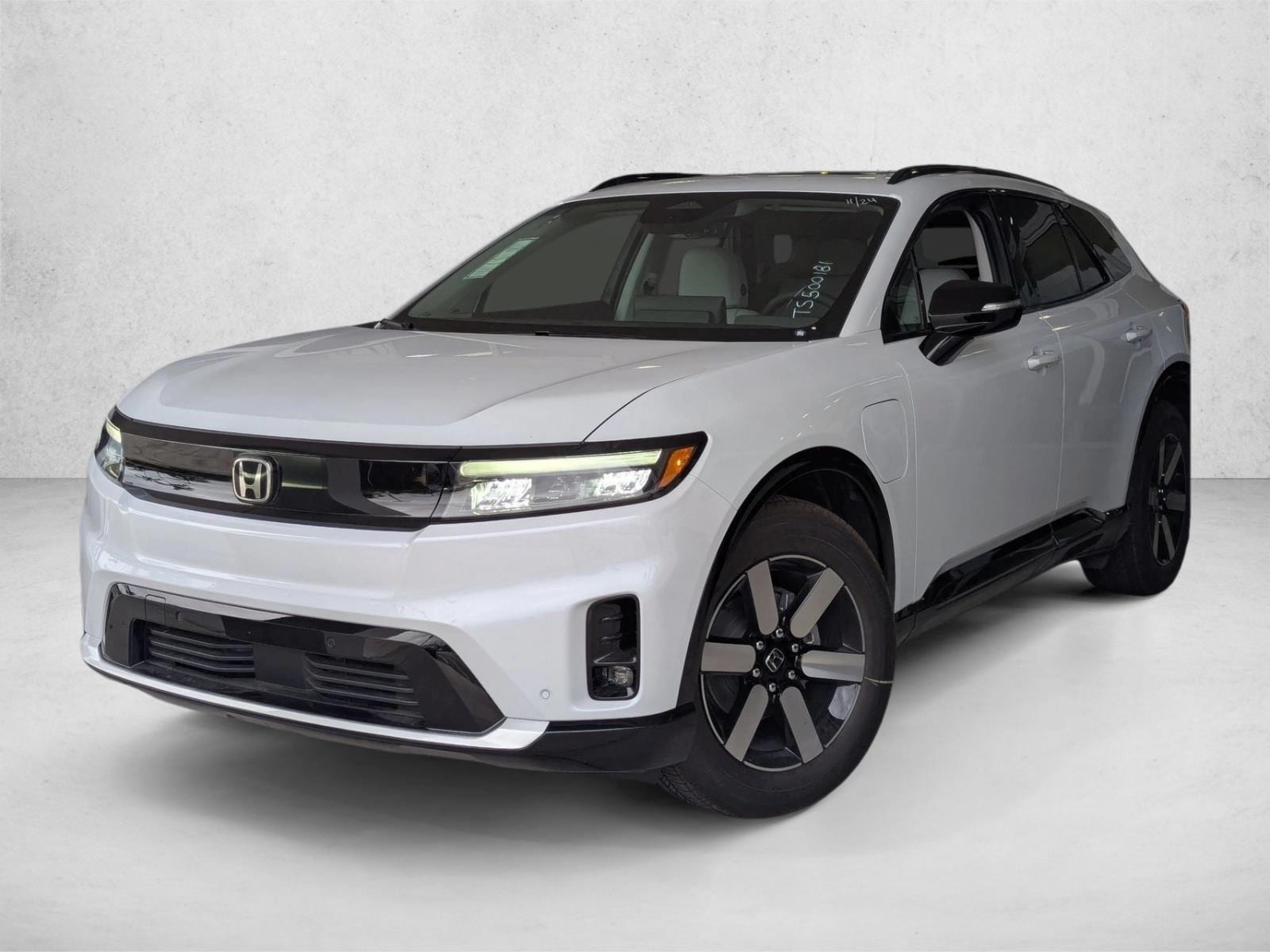 2026 Honda Prologue Touring's photo