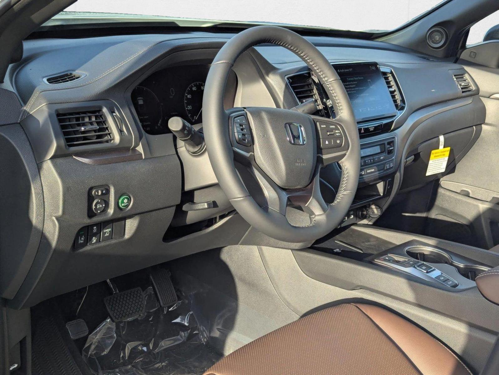 2025 Honda Ridgeline RTL photo 3