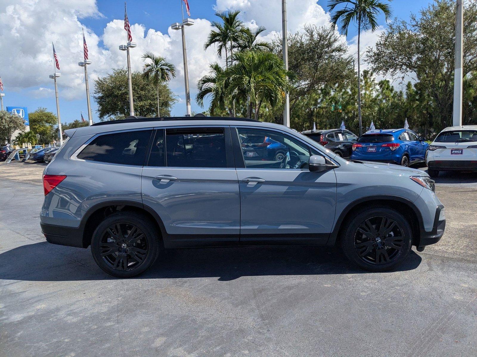 2022 Honda Pilot Special Edition photo 3