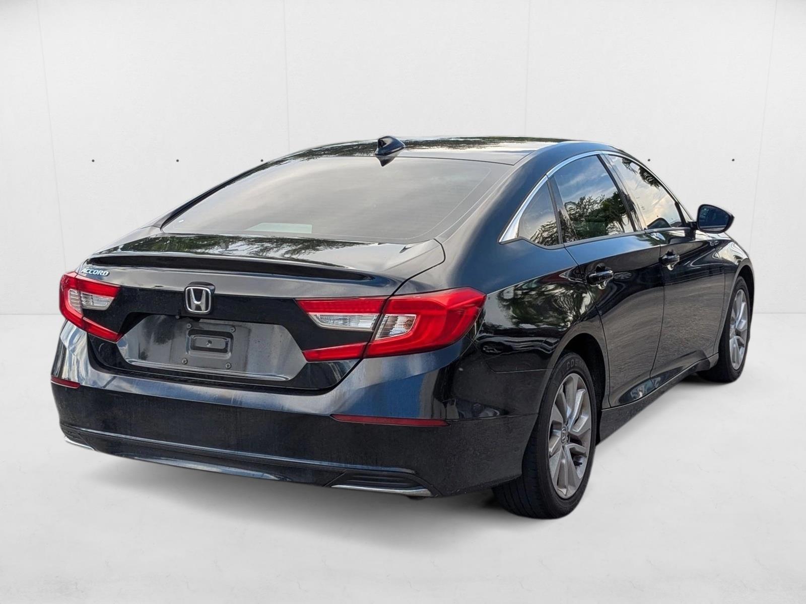 2020 Honda Accord LX 1.5T photo 3