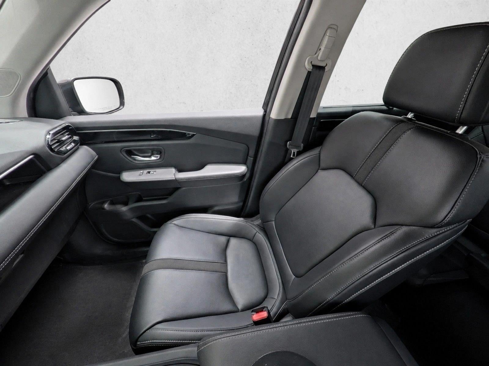 2023 Honda Pilot EX-L - Photo 24