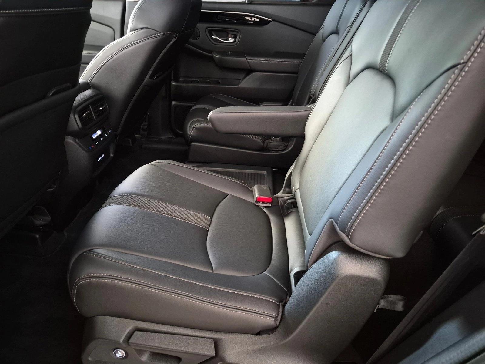 2023 Honda Pilot EX-L - Photo 17