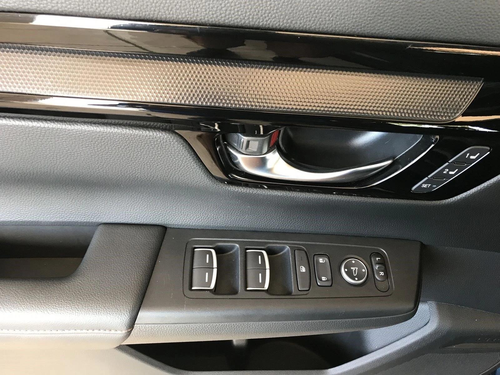 2024 Honda CR-V Sport Touring - Photo 20