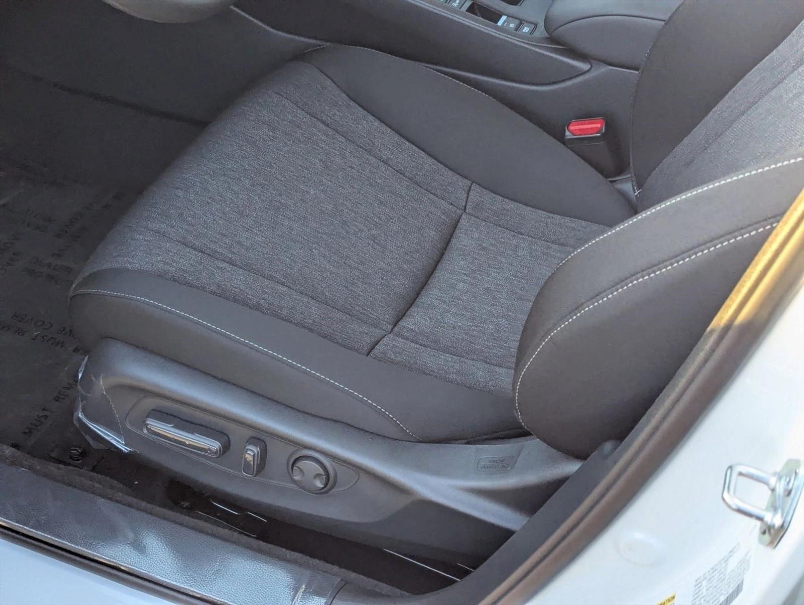 2025 Honda Accord SE photo 4