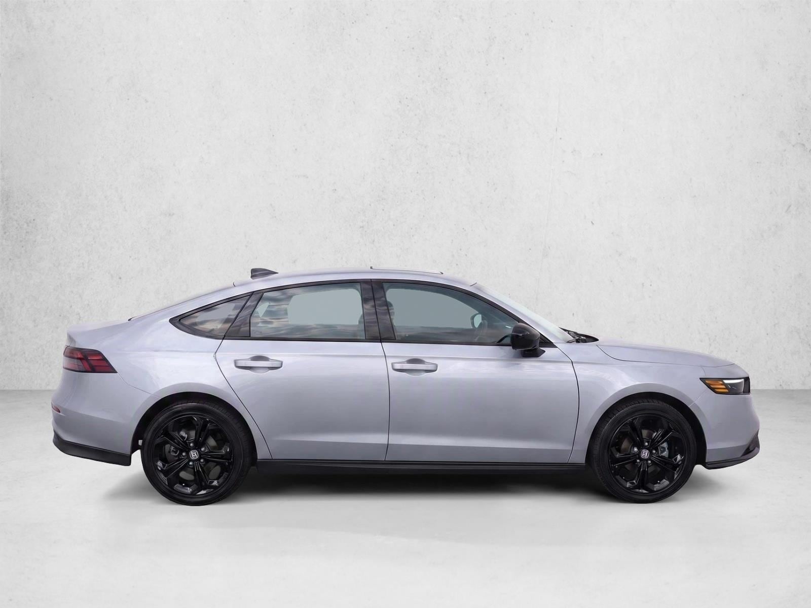 2025 Honda Accord SE - Photo 8