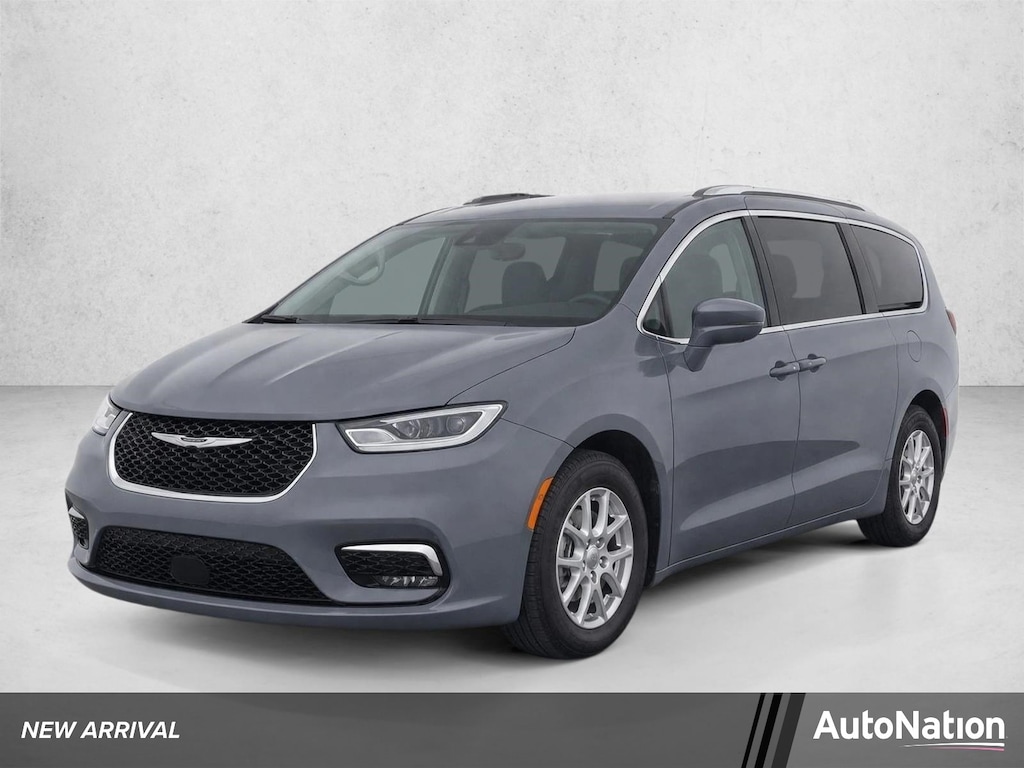 Used 2022 Chrysler Pacifica Touring L Van Passenger Van