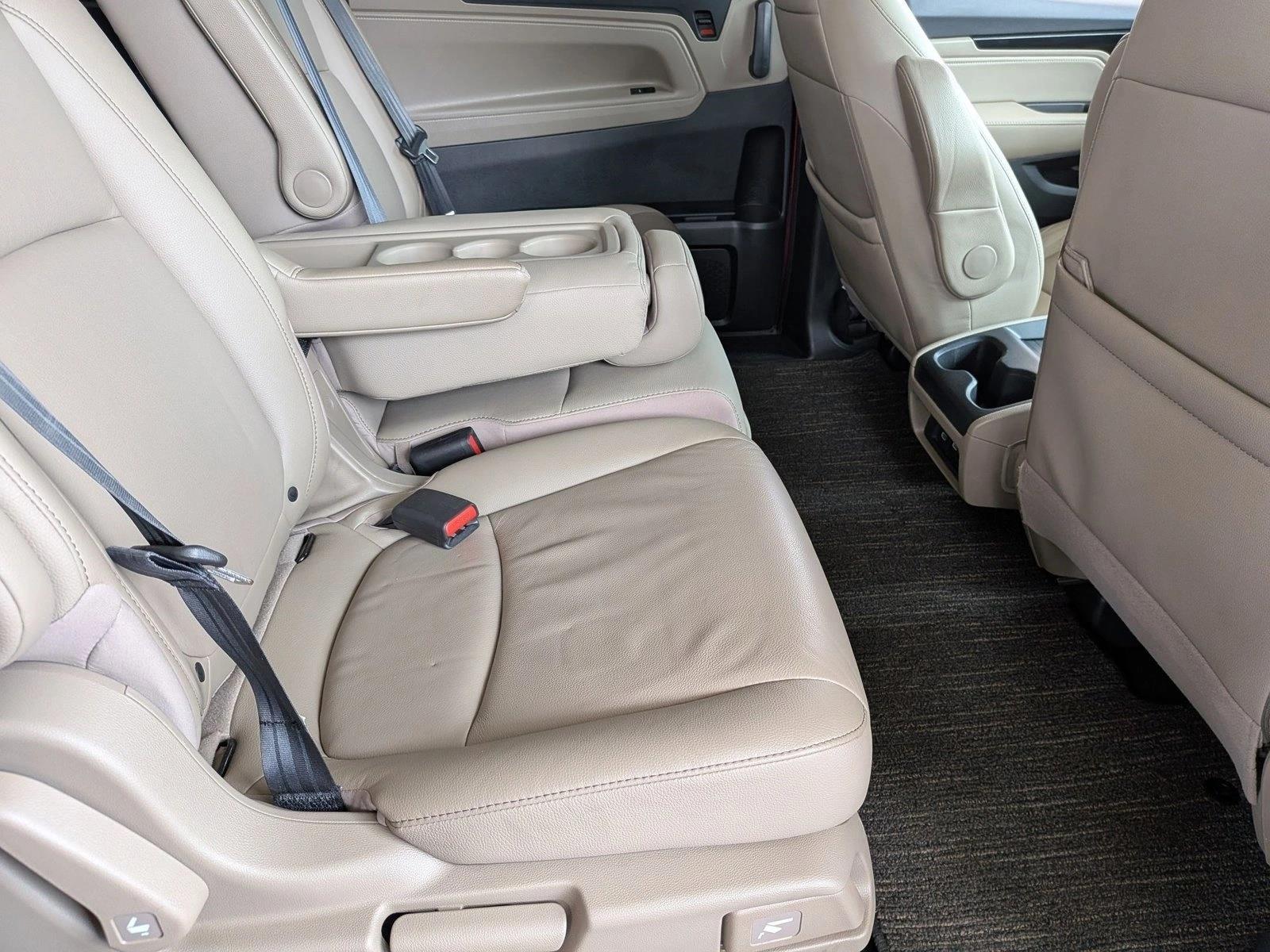 2022 Honda Odyssey Touring - Photo 22