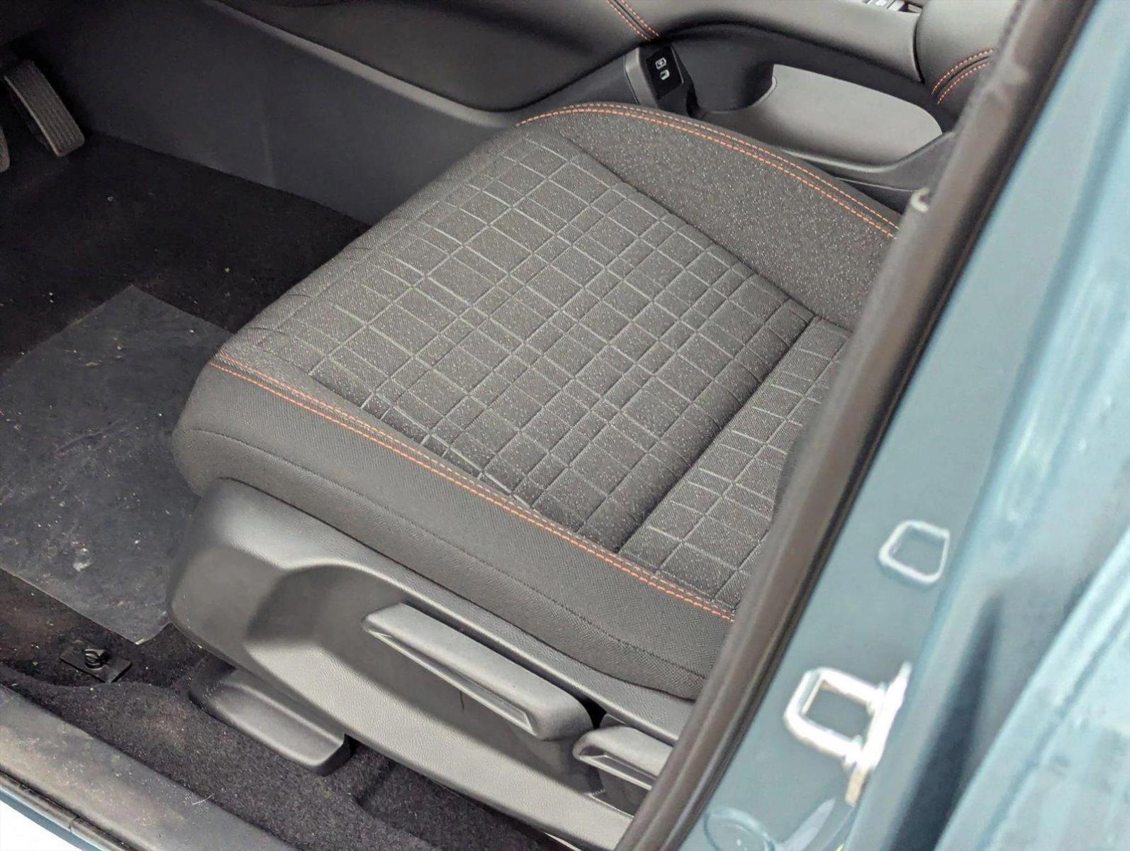 2026 Honda HR-V Sport photo 4