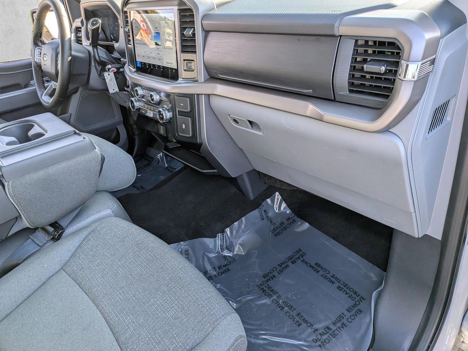 2025 Ford F-150 XLT - Photo 20