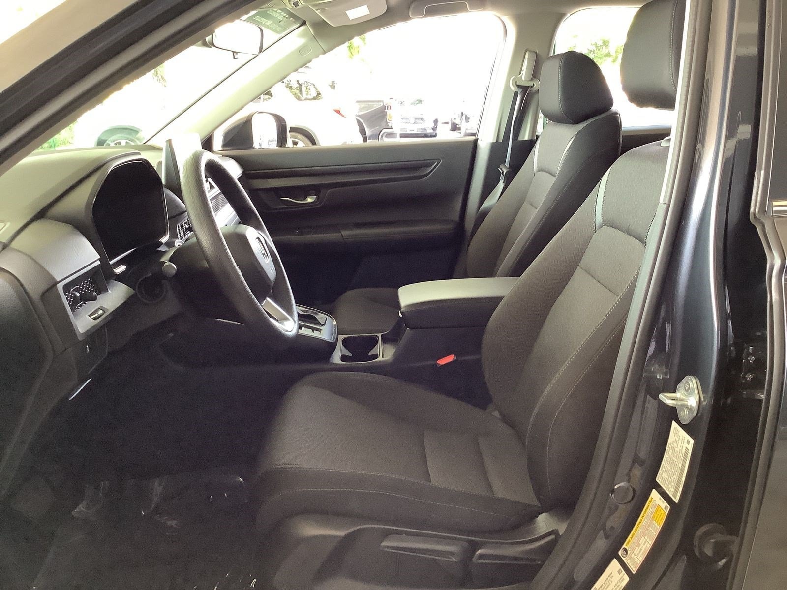 2025 Honda CR-V LX - Photo 10