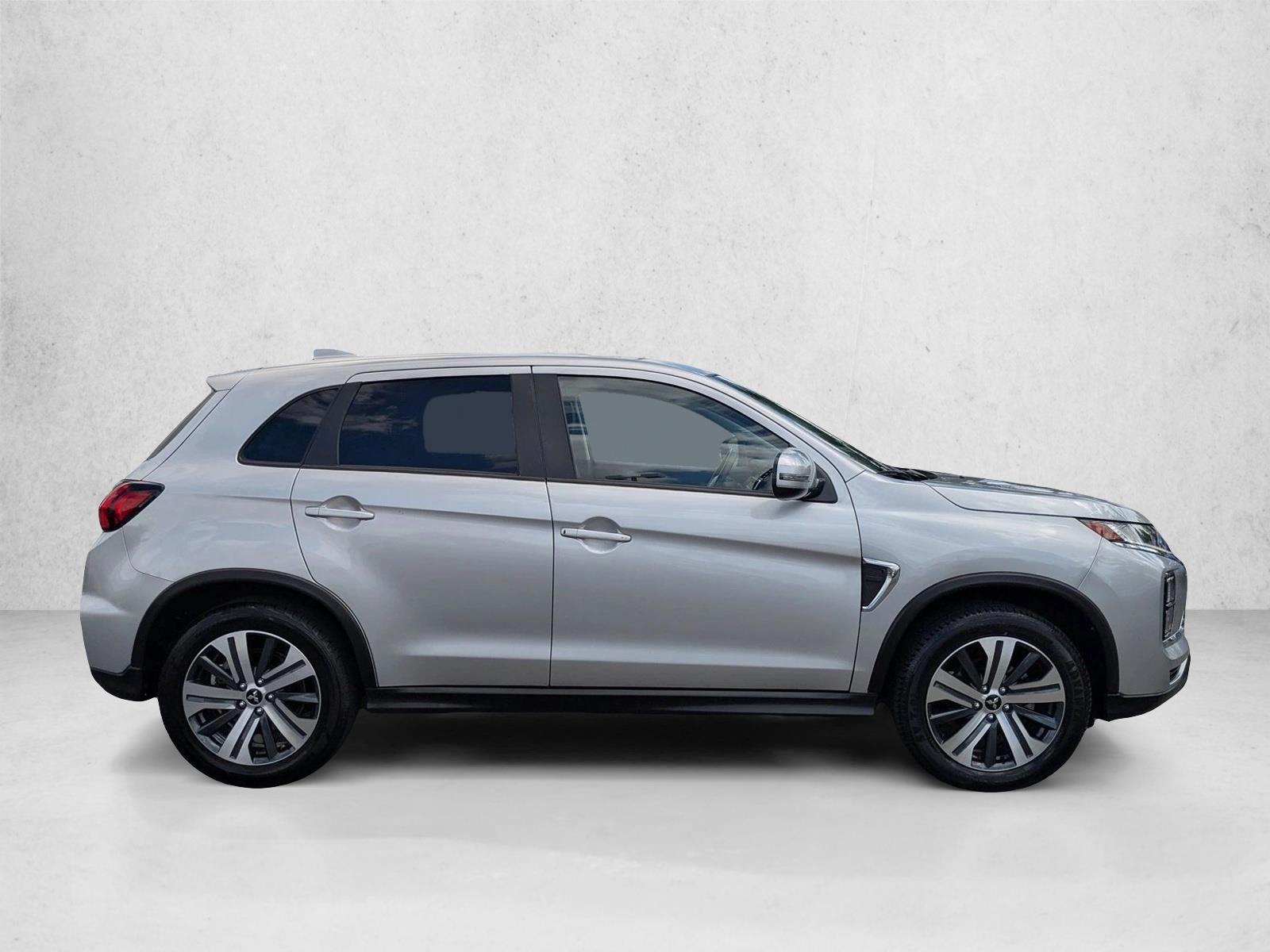 2024 Mitsubishi Outlander Sport S photo 4
