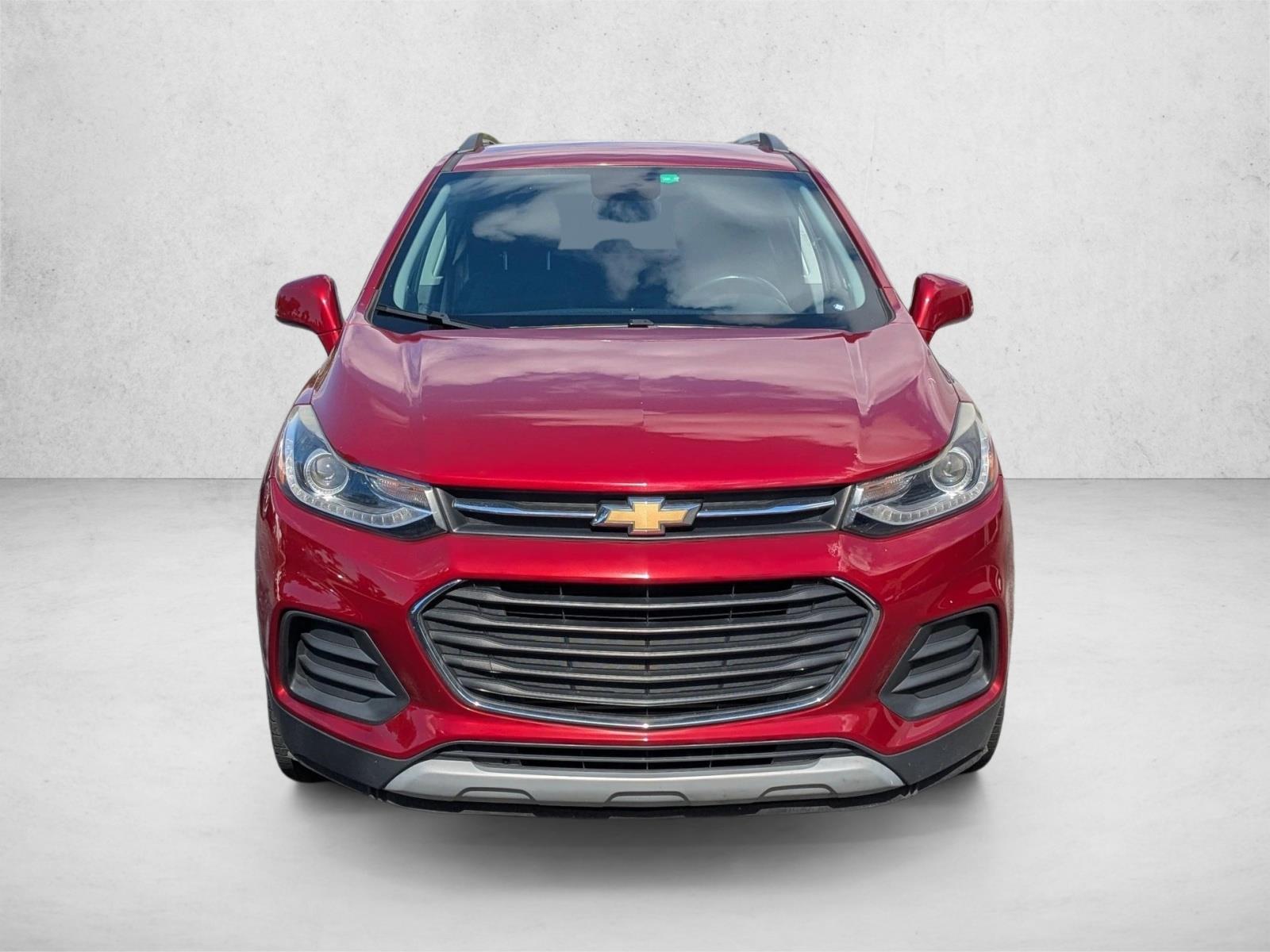 2020 Chevrolet Trax LT photo 2