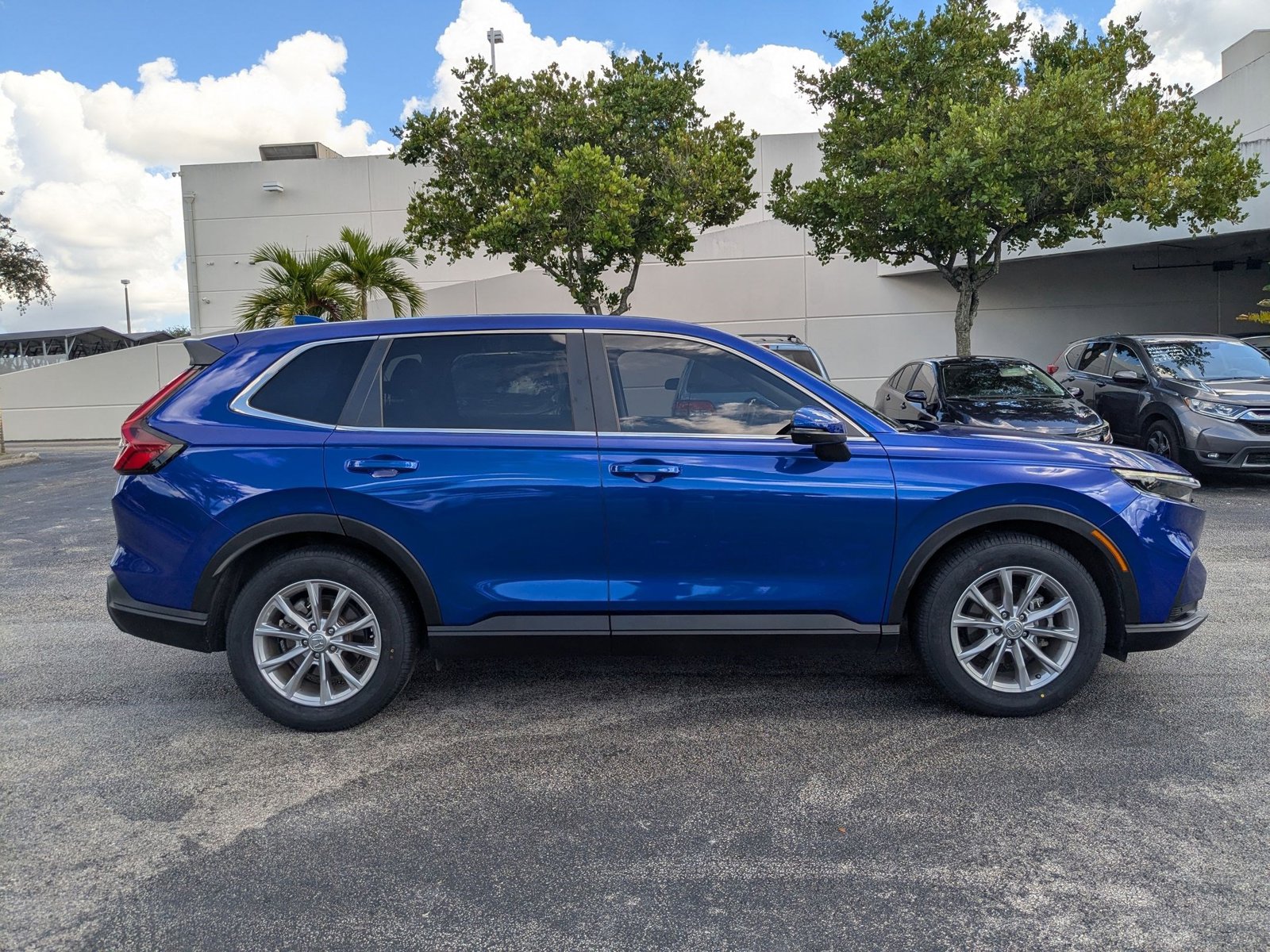 2024 Honda CR-V EX-L photo 4
